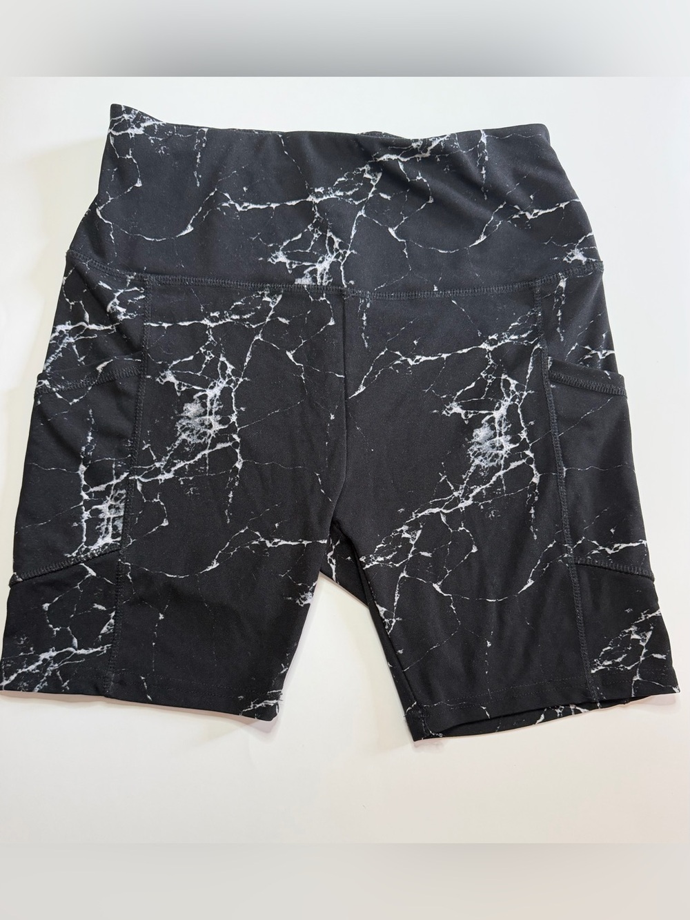 shosho Black and White Marble Print Shorts